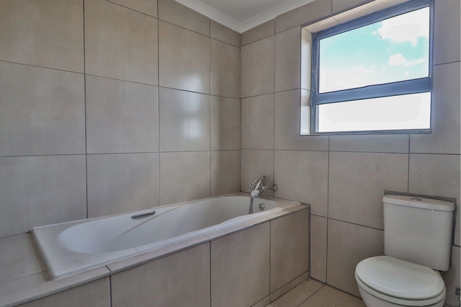 2 Bedroom Property for Sale in Malmesbury Rural Western Cape